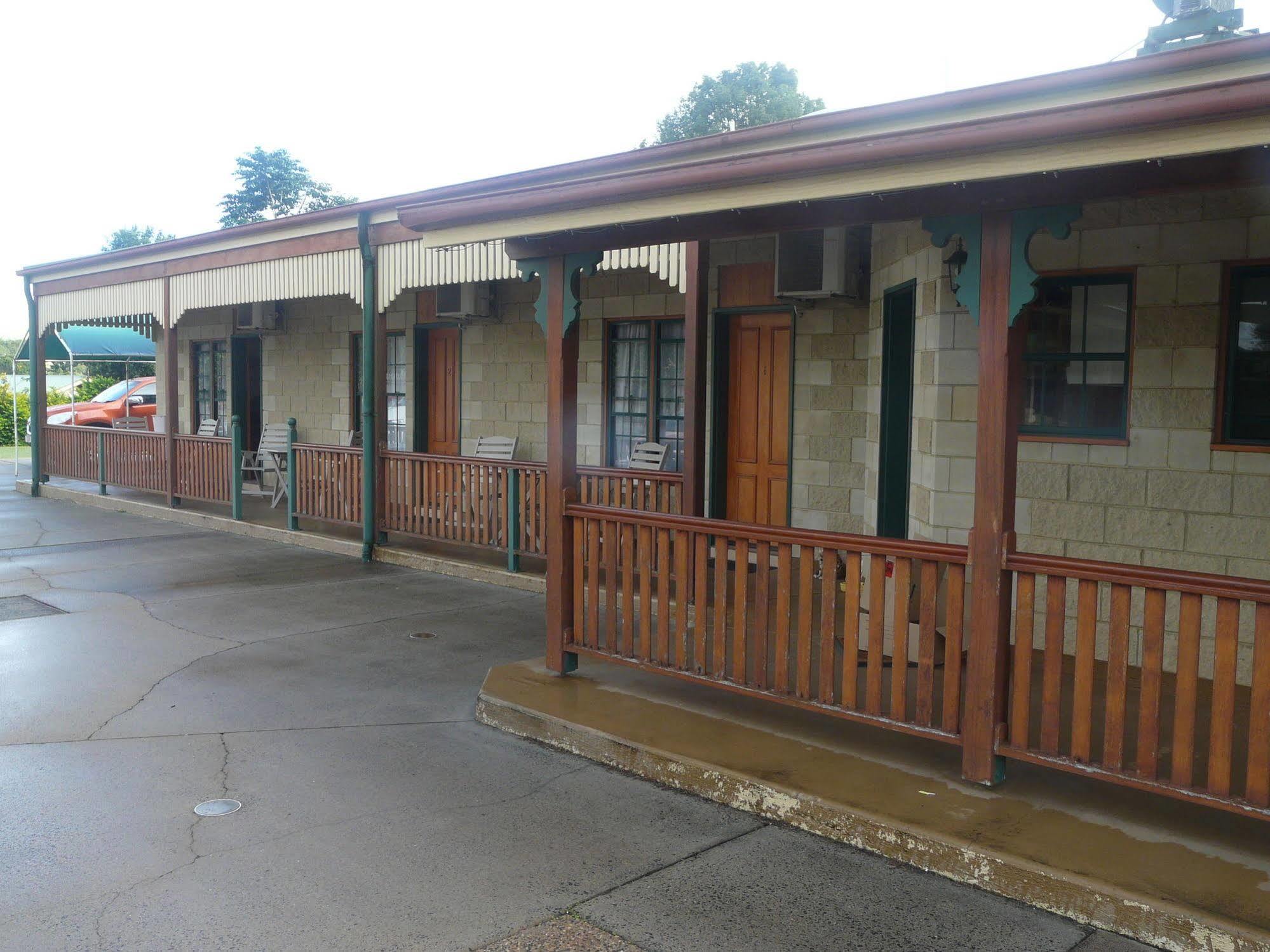 Curtain Fig Motel Yungaburra Kültér fotó